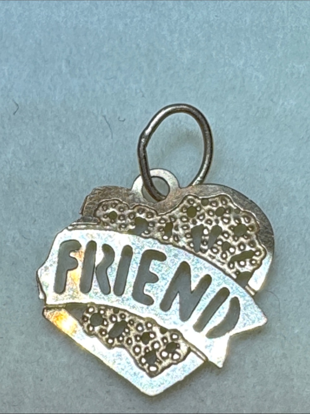 14K gold Friend Heart Charm Pendant .17 grams